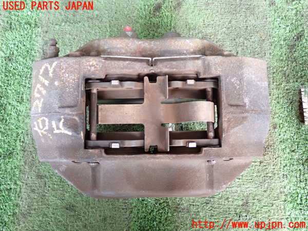 5UPJ-27124080]ハイラックスサーフ(RZN185W)右フロントキャリパー 中古_m0001.jpg