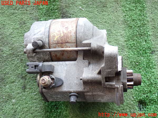 5UPJ-27126010]ハイラックスサーフ(RZN185W)セルモーター 中古_m0001.jpg