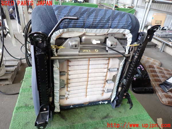 2UPJ-27127035]ハイラックスサーフ(RZN185W)運転席シート 中古_m0005.jpg