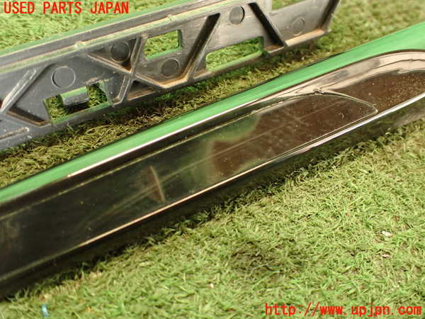 2UPJ-27131632]BMW M4 クーペ(3C30)エンブレム2 【ジャンク品】 中古 【F82】_m0002.jpg