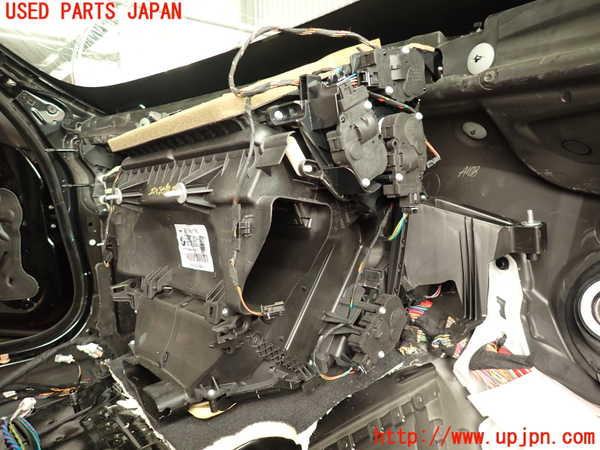 2UPJ-27136081]BMW M4 クーペ(3C30)エバポレーター1 中古 【F82】_m0003.jpg