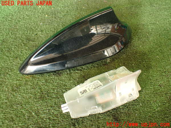 2UPJ-27136550]BMW M4 クーペ(3C30)アンテナ 中古 【F82】_m0001.jpg