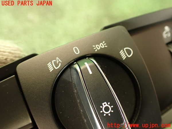 5UPJ-27136285]BMW M4 クーペ(3C30)ライトスイッチ 中古 【F82】_m0002.jpg