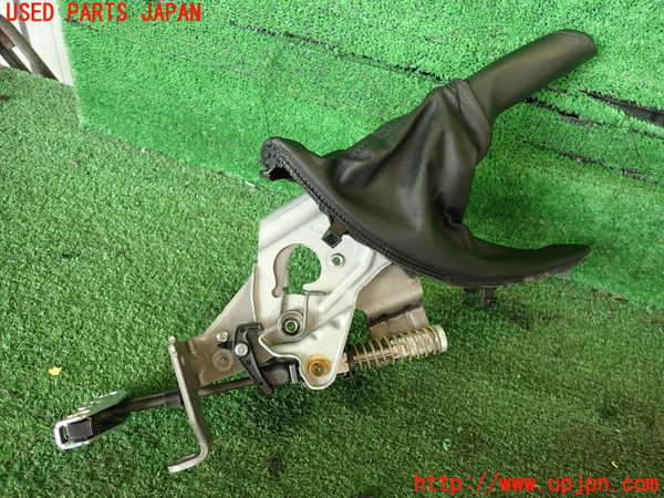 2UPJ-27137550]BMW M4 クーペ(3C30)サイドブレーキレバー 中古 【F82】_m0001.jpg