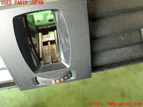 2UPJ-27137526]BMW M4 クーペ(3C30)エアコン吹き出し口1 (真中) 中古 【F82】_m0002.jpg