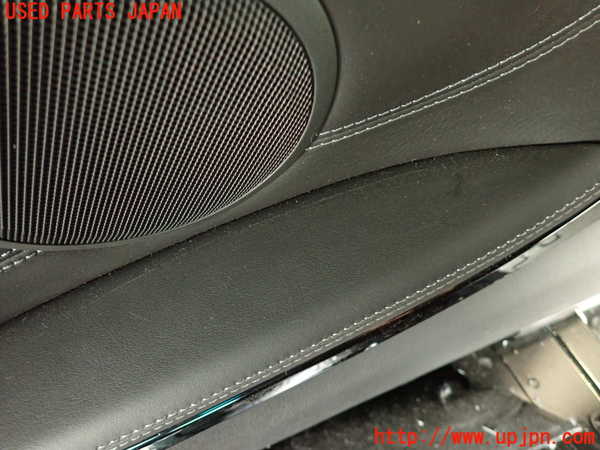 2UPJ-27137680]BMW M4 クーペ(3C30)左リアピラートリム 中古 【F82】_m0005.jpg