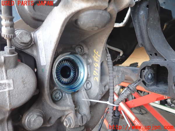 2UPJ-27144290]BMW ミニ(MINI)ワン(XS12)(F55)右フロントナックルハブ 中古_m0002.jpg