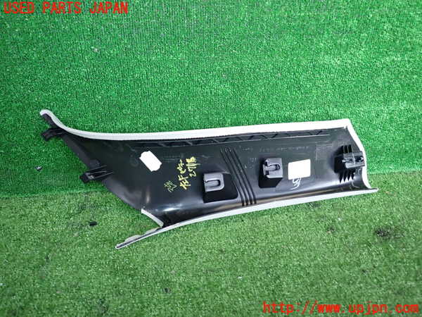 2UPJ-27157660]BMW ミニ(MINI)クーパーS(XS20)左フロントピラートリム 中古_m0002.jpg