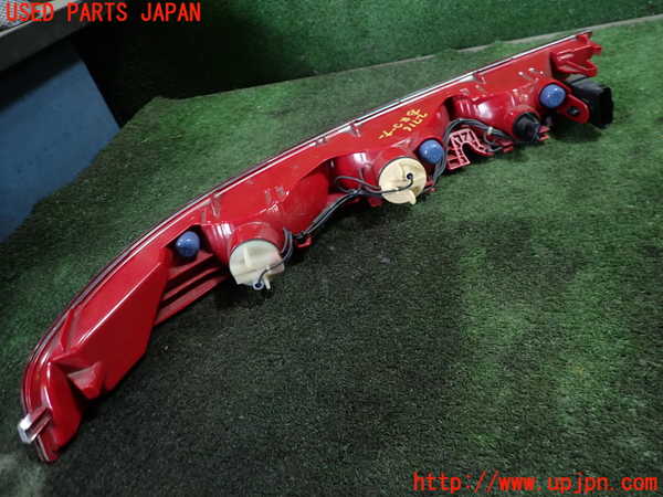 1UPJ-27161154]DSオートモビルズ ・DS 7(DS7 クロスバック)(X74AH01)右リアコーナーランプ 中古_m0002.jpg