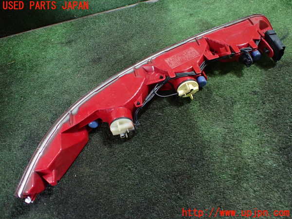 1UPJ-27161156]DSオートモビルズ ・DS 7(DS7 クロスバック)(X74AH01)左リアコーナーランプ 中古_m0003.jpg