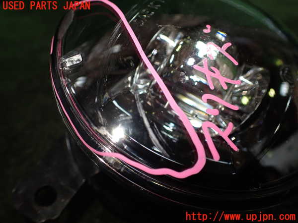 1UPJ-27161180]DSオートモビルズ ・DS 7(DS7 クロスバック)(X74AH01)右フォグ 中古_m0004.jpg