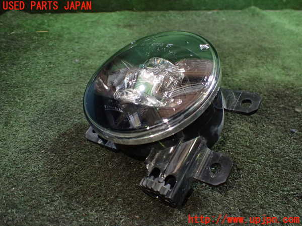 1UPJ-27161182]DSオートモビルズ ・DS 7(DS7 クロスバック)(X74AH01)左フォグ 中古_m0001.jpg