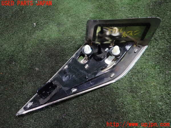 1UPJ-27161550]DSオートモビルズ ・DS 7(DS7 クロスバック)(X74AH01)右リアフィニッシャー 中古_m0002.jpg