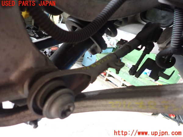 1UPJ-27165200]DSオートモビルズ ・DS 7(DS7 クロスバック)(X74AH01)右リアロアアーム1 中古_m0001.jpg