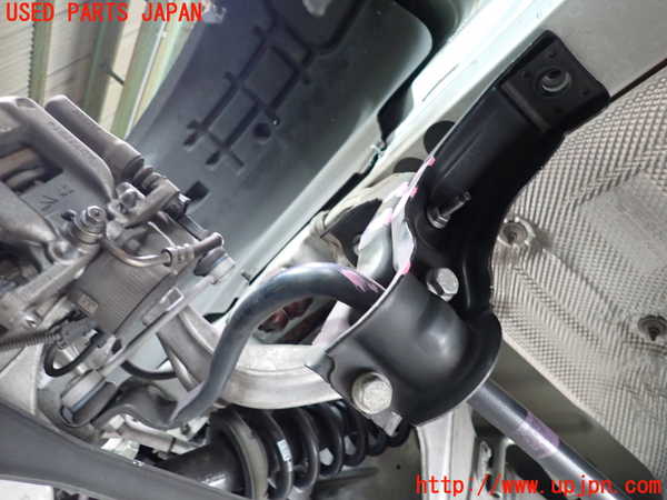1UPJ-27165445]DSオートモビルズ ・DS 7(DS7 クロスバック)(X74AH01)リアスタビライザー 中古_m0003.jpg