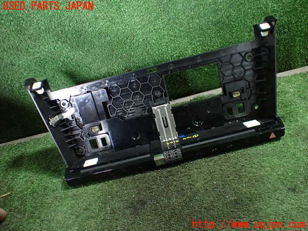 1UPJ-27166306]DSオートモビルズ ・DS 7(DS7 クロスバック)(X74AH01)スイッチ1(モニターメインスイッチ) 中古_m0001.jpg