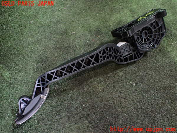 1UPJ-27166383]DSオートモビルズ ・DS 7(DS7 クロスバック)(X74AH01)センサー3（アクセルペダル） 中古_m0003.jpg