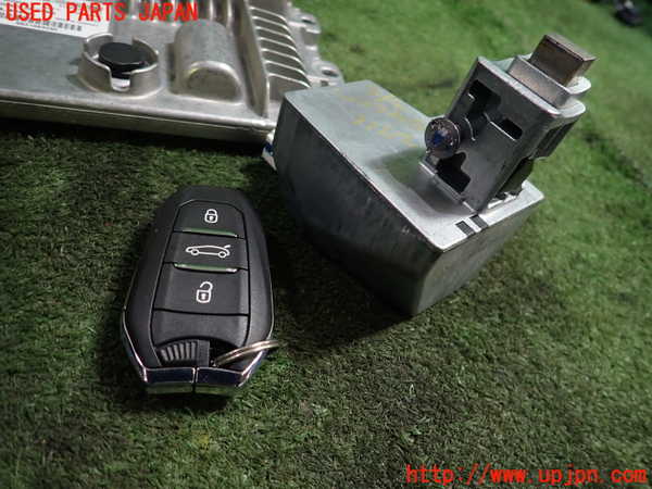 1UPJ-27166110]DSオートモビルズ ・DS 7(DS7 クロスバック)(X74AH01)エンジンコンピューター 中古_m0005.jpg