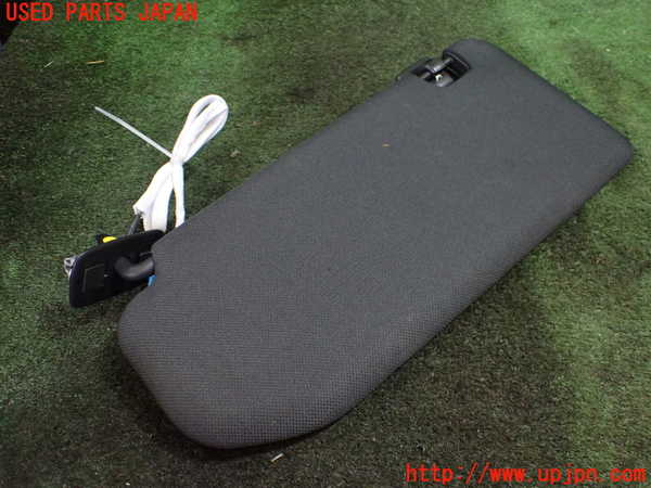 1UPJ-27167625]DSオートモビルズ ・DS 7(DS7 クロスバック)(X74AH01)室内サンバイザー右側 中古_m0001.jpg
