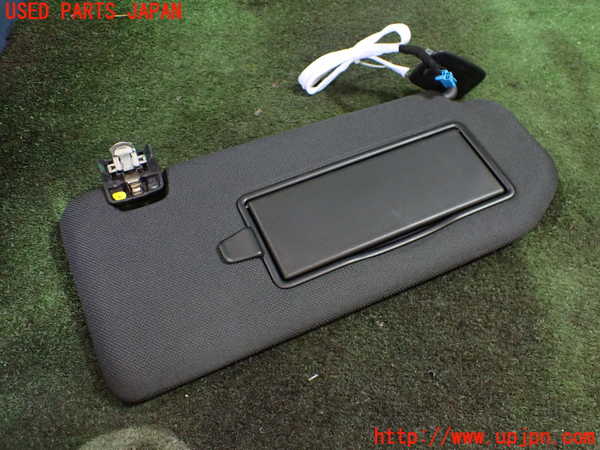 1UPJ-27167625]DSオートモビルズ ・DS 7(DS7 クロスバック)(X74AH01)室内サンバイザー右側 中古_m0004.jpg