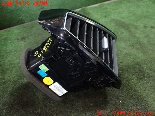 5UPJ-27167526]DSオートモビルズ ・DS 7(DS7 クロスバック)(X74AH01)エアコン吹き出し口1 中古_m0002.jpg