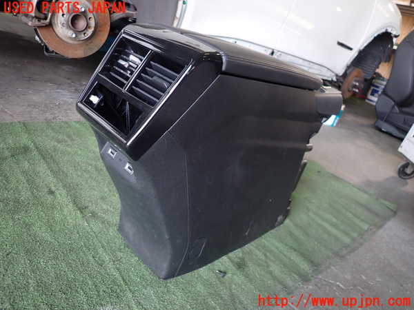 5UPJ-27167540]DSオートモビルズ ・DS 7(DS7 クロスバック)(X74AH01)センターコンソール 中古_m0001.jpg