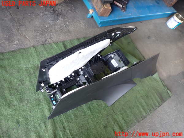 5UPJ-27167549]DSオートモビルズ ・DS 7(DS7 クロスバック)(X74AH01)コンソール 中古_m0004.jpg