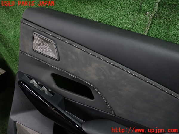 5UPJ-27161294]DSオートモビルズ ・DS 7(DS7 クロスバック)(X74AH01)右後ドア内張り ジャンク_m0002.jpg