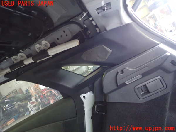 1UPJ-27167675]DSオートモビルズ ・DS 7(DS7 クロスバック)(X74AH01)右リアピラートリム 中古_m0002.jpg