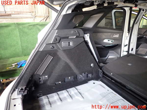 1UPJ-27167680]DSオートモビルズ ・DS 7(DS7 クロスバック)(X74AH01)左リアピラートリム 中古_m0001.jpg