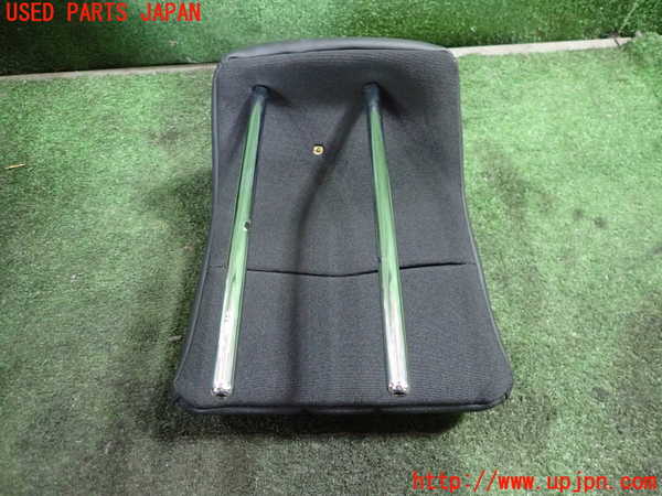 5UPJ-27167180]DSオートモビルズ ・DS 7(DS7 クロスバック)(X74AH01)左2列目ヘッドレスト 中古_m0002.jpg
