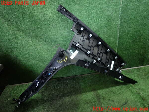 1UPJ-27167691]DSオートモビルズ ・DS 7(DS7 クロスバック)(X74AH01)内装トリム類1 中古_m0004.jpg