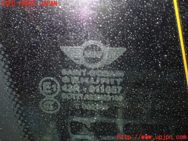 1UPJ-27171382]BMW ミニ(MINI)クーパー クラブマン F54(LV15M)左クォーターガラス 中古 SAINT-GOBAIN SEKURIT 43R-011057 _m0002.jpg