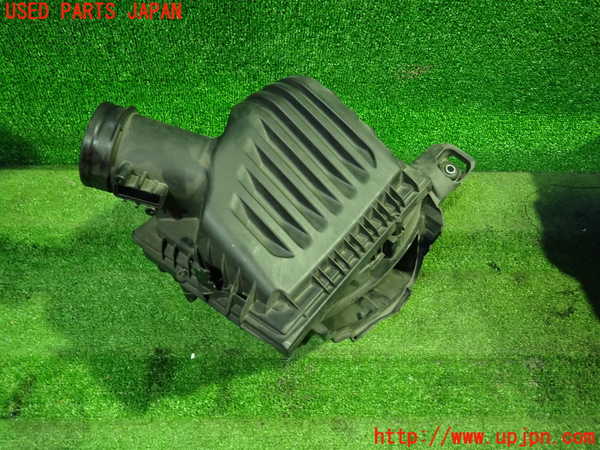 5UPJ-27172560]BMW ミニ(MINI)クーパー クラブマン F54(LV15M)エアクリーナーボックス 中古_m0001.jpg