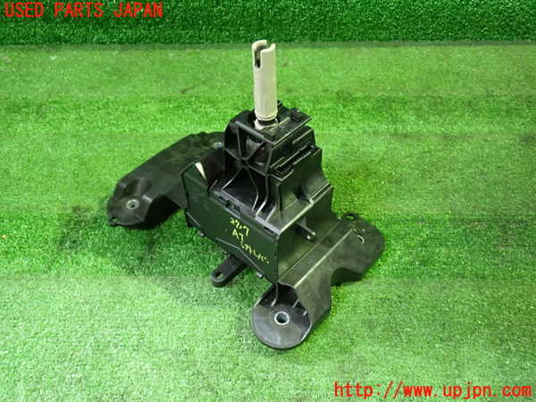 5UPJ-27177555]BMW ミニ(MINI)クーパー クラブマン F54(LV15M)ATシフトレバー 中古_m0001.jpg