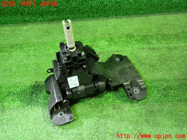 5UPJ-27177555]BMW ミニ(MINI)クーパー クラブマン F54(LV15M)ATシフトレバー 中古_m0002.jpg