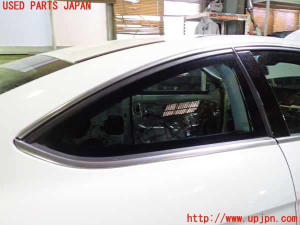 1UPJ-27181380]ベンツ C180 クーペ C204(204349)右クォーターガラス AGC M187 中古_m0001.jpg