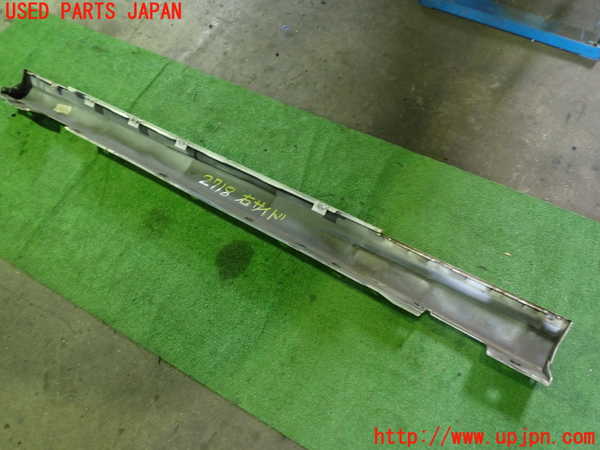 1UPJ-27181390]ベンツ C180 クーペ C204(204349)右サイドステップ 中古_m0004.jpg