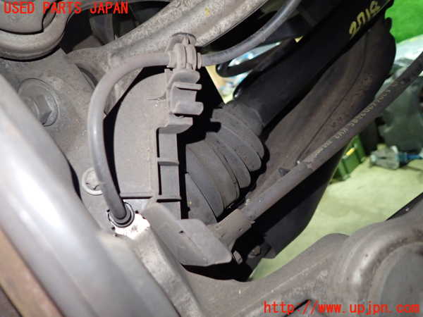 1UPJ-27184300]ベンツ C180 クーペ C204(204349)右リアナックルハブ 中古_m0002.jpg