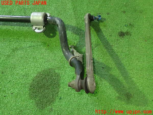 1UPJ-27185440]ベンツ C180 クーペ C204(204349)フロントスタビライザー 中古_m0003.jpg