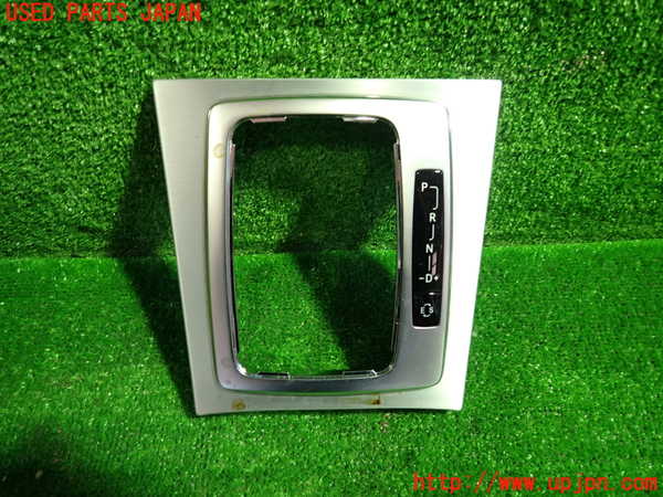 1UPJ-27186306]ベンツ C180 クーペ C204(204349)スイッチ1 (シフト周り) 中古_m0001.jpg