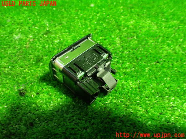 1UPJ-27186245]ベンツ C180 クーペ C204(204349)左パワーウィンドウスイッチ 中古_m0002.jpg