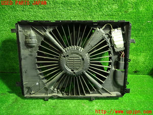 1UPJ-27186836]ベンツ C180 クーペ C204(204349)電動ファン1 中古_m0001.jpg