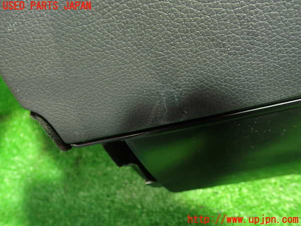 1UPJ-27187516]ベンツ C180 クーペ C204(204349)グローブボックス1 中古_m0003.jpg