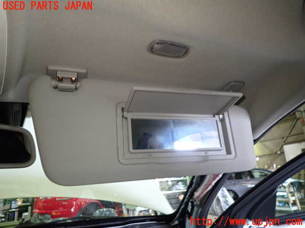 1UPJ-27187625]ベンツ C180 クーペ C204(204349)室内サンバイザー右側 中古_m0003.jpg