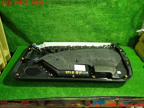 1UPJ-27181264]ベンツ C180 クーペ C204(204349)左ドア内張り 中古_m0004.jpg