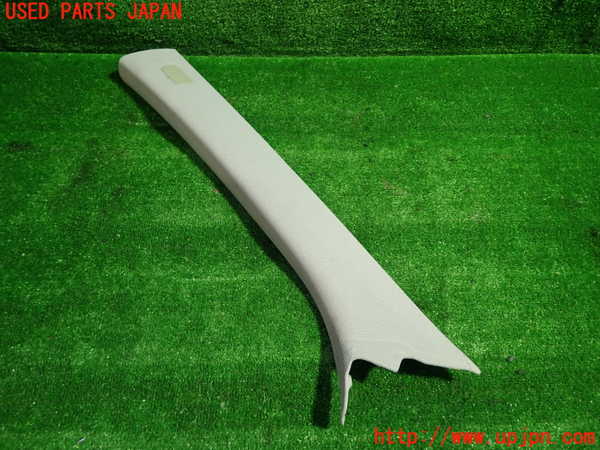 1UPJ-27187660]ベンツ C180 クーペ C204(204349)左フロントピラートリム 中古_m0001.jpg