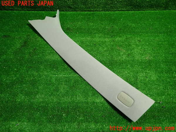 1UPJ-27187660]ベンツ C180 クーペ C204(204349)左フロントピラートリム 中古_m0002.jpg