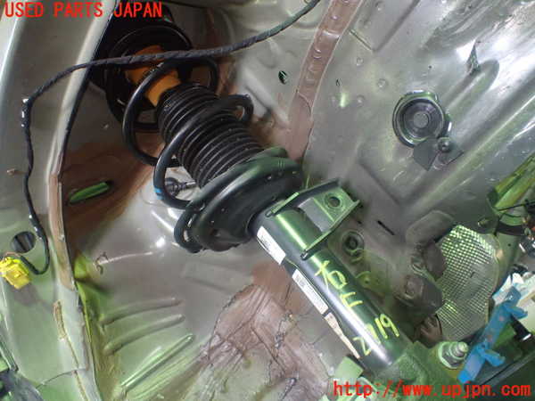 5UPJ-27195015]VW ゴルフ(CDDLA)右フロントストラット ジャンク部品取り_m0001.jpg