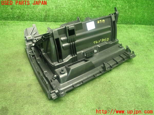 1UPJ-27197516]VW ゴルフ(CDDLA)グローブボックス1 中古_m0004.jpg